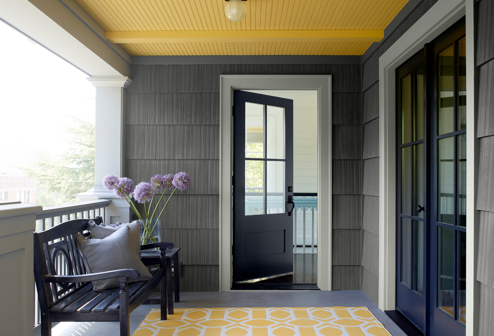 Elevate Your Home’s Exterior with Benjamin Moore