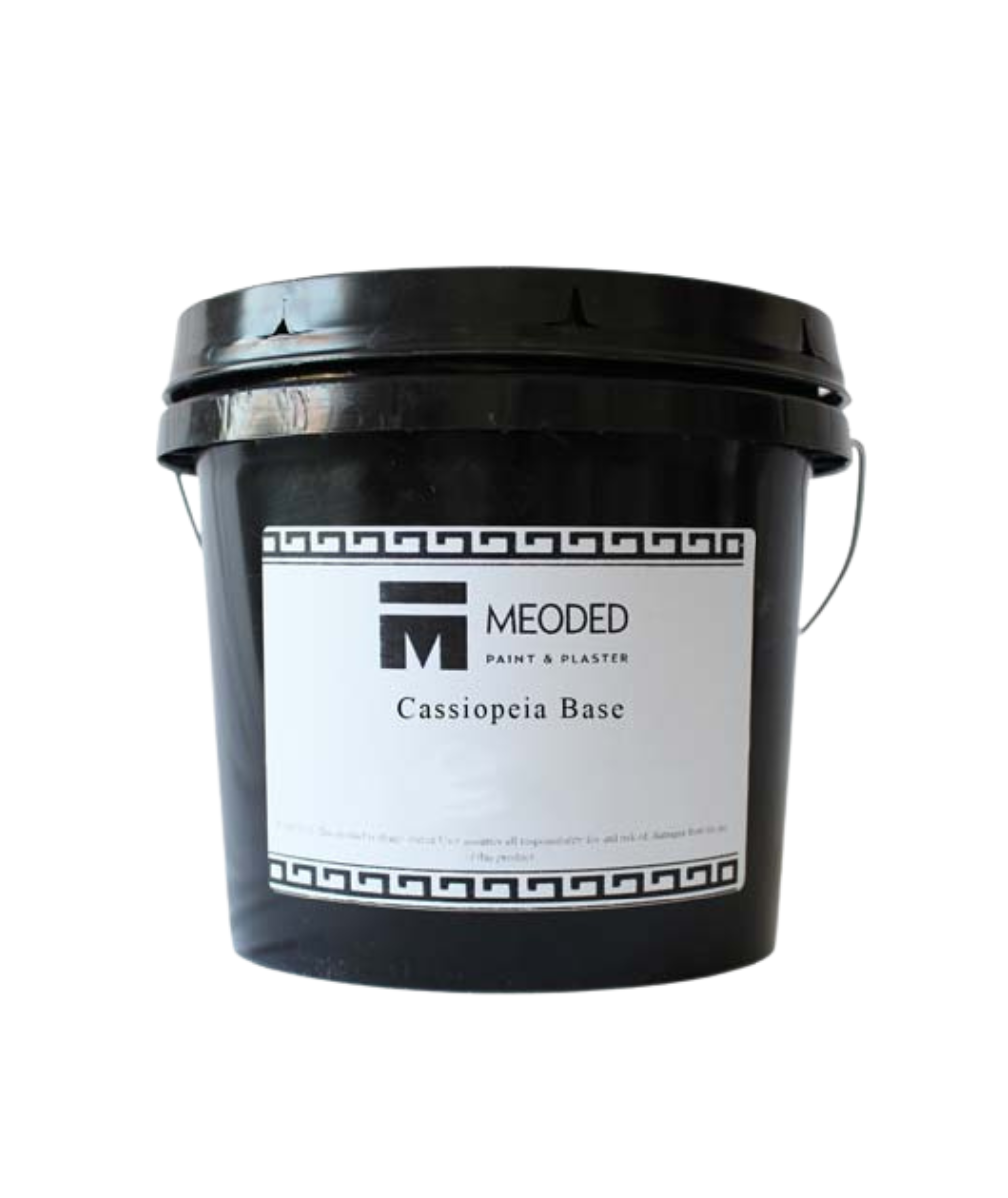 Meoded Cassiopea Flake decorative finish at Catalina Paints in Los Angeles – a clear polycarbonate flake system applied over a heavy-bodied acrylic base, creating a luminous, galaxy-like effect on walls and ceilings in Southern California interiors.